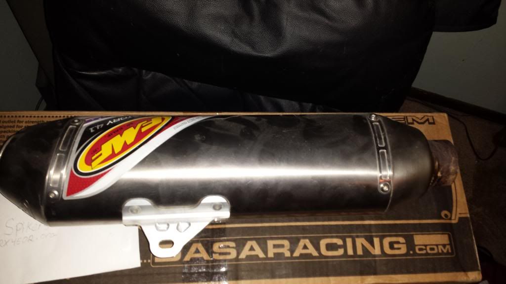 FS (2008 450er parts); Stock Camshaft, Brand New HRC Jet Kit, FMF exhaust, Bumper Honda TRX 450R