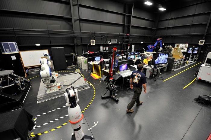 photo NASA_SSCO_Satellite_Servicing_Facility_overview-web_zps53dbdb4b.jpg