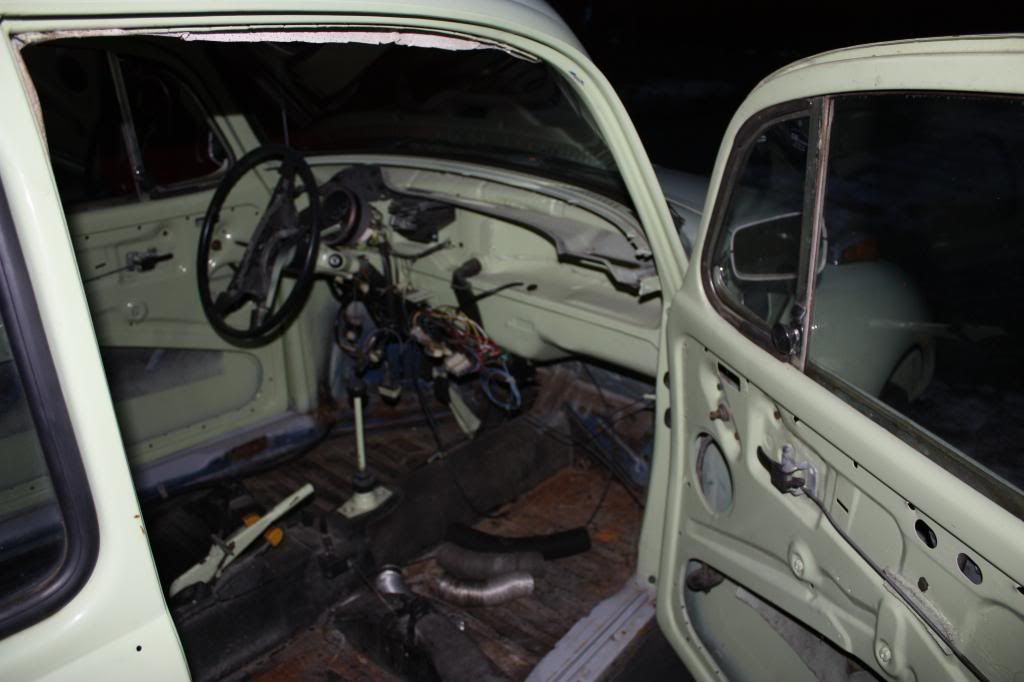 Image may have been reduced in size. Click image to view fullscreen.