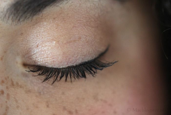 Deze mascara is serious shit: Lancome Grandiose! photo met-mascara_lancome_grandiose_zps0jbhrjnd.jpg