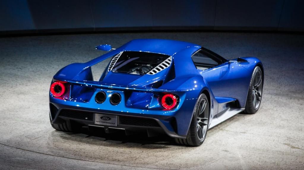 2016_Ford-GT_Blue_V6-Twin-Turbo-Ecoboost_RearCornerRear_zpsc45cd654.jpg~original