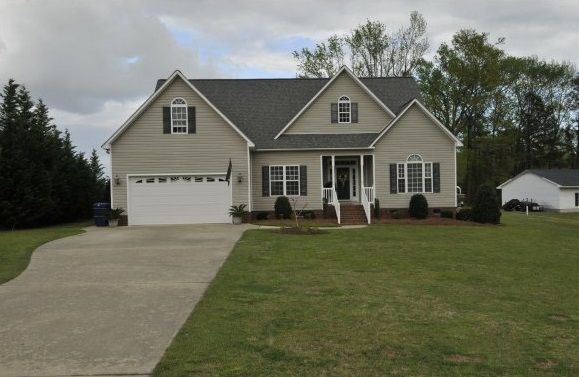 ... for all homes for sale in Glen Abbey in Greenville North Carolina