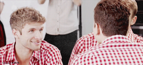 http://i1295.photobucket.com/albums/b638/Ladya_C_Maxine/Germany%20bromance/Mullzil/Mullercutesygif_zps1c725443.gif