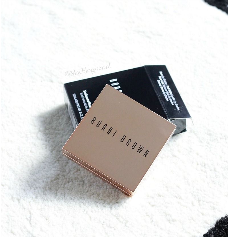 De rose golden verpakking van het nieuwe Bobbi Brown limited edition oogschaduw palette photo Bobbi_Brown_Sunkissed_nude_eyepalette_rose_gold_zpssyj8vpa5.jpg