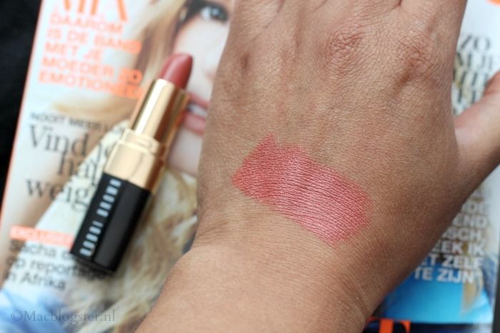 My lips but better: Bobbi Brown Lip Color Carnation Bobbi Brown Lip Color Carnation photo Bobbi_Brown_swatch_carnation_zps3datrqtu.jpg