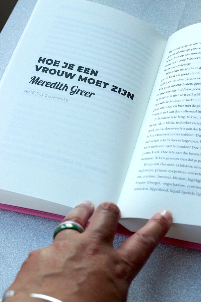 Boek: Feministen dragen geen roze (en andere leugens)