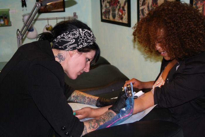 Lof der zotheid: gewoon een tattoo zonder betekenis 2 Mijn tattoo photo IMG_1842_zpsde75d943.jpg