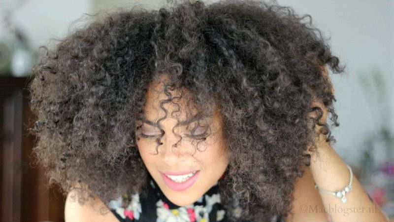 Wat je moet weten over: L'Oreal Extraordinary Oil krulverzorging