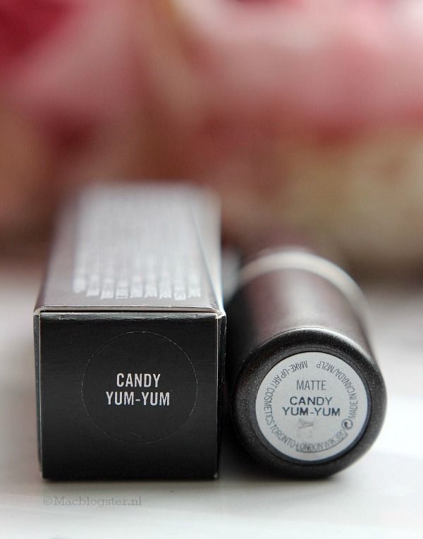 MAC Candy Yum Yum Review: Gedurfde Barbie-Roze Lipstick 1 MAC Candy Yum Yum Review: Opvallend Barbie Roze Lipstick