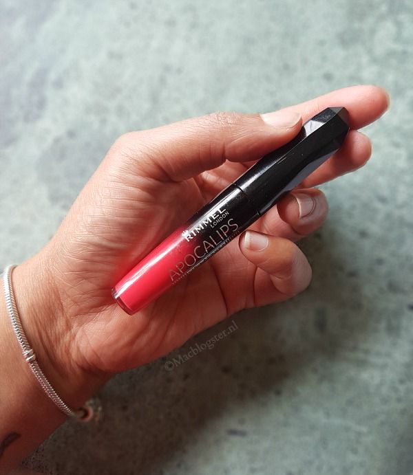 Rimmel London Apocalips Stellar: liquid lipstick met een gloss photo Rimmel_London_Apocalips_Stellar_1_zpsx0fktkkv.jpg