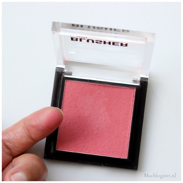 Budget Blush: I love H&M blushers 7 H&M Blusher Sugar Coral photo SugarCoralHampMblushers_zpsb3a7179a.jpg