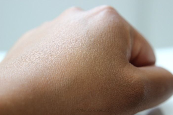  photo Swatchkleur02EtosBBCompactCream_zps4dacbd04.jpg